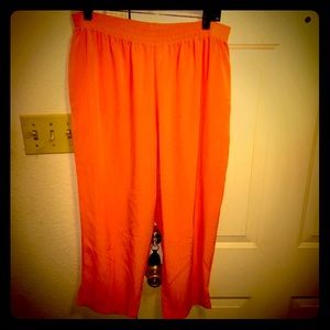 Maggie Sweet Capris Pants